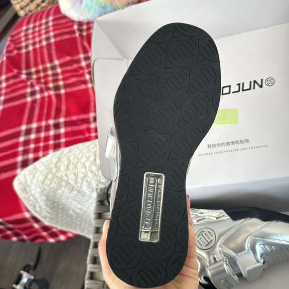 Luxiaojun shoes size 7 - Picture 5 of 6